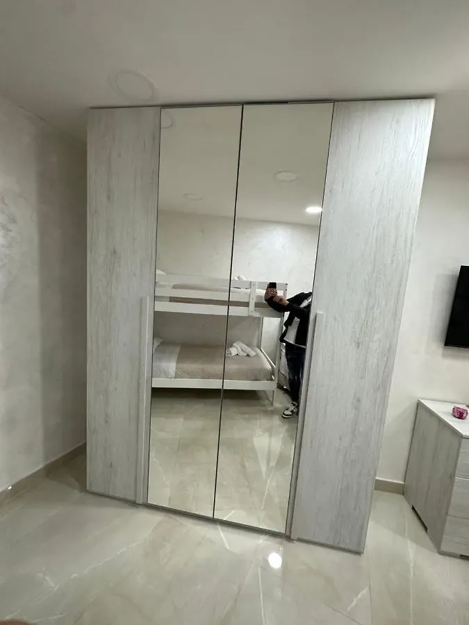 Chloehouse Apartment Naples